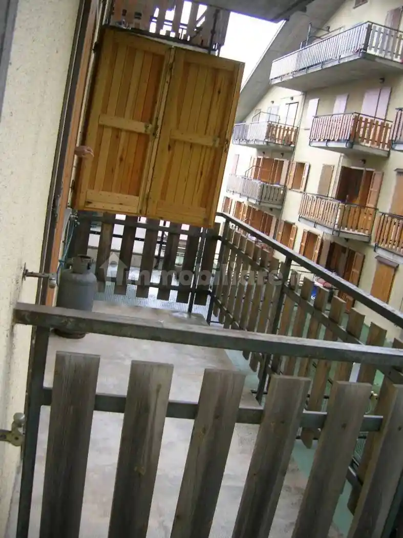 Appartamento in vendita a Ventasso