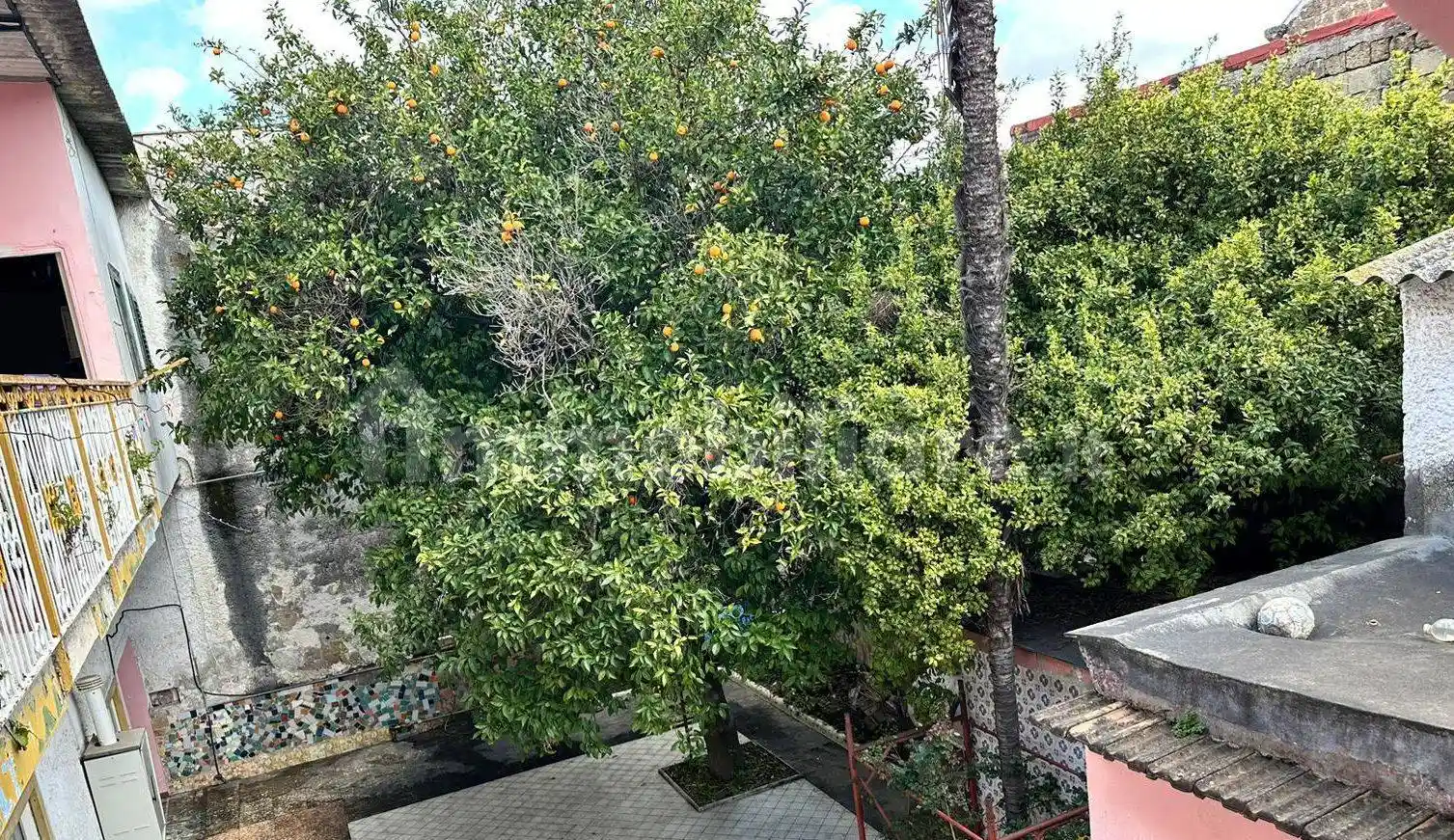 Palazzo - Edificio in vendita a Villa di Briano