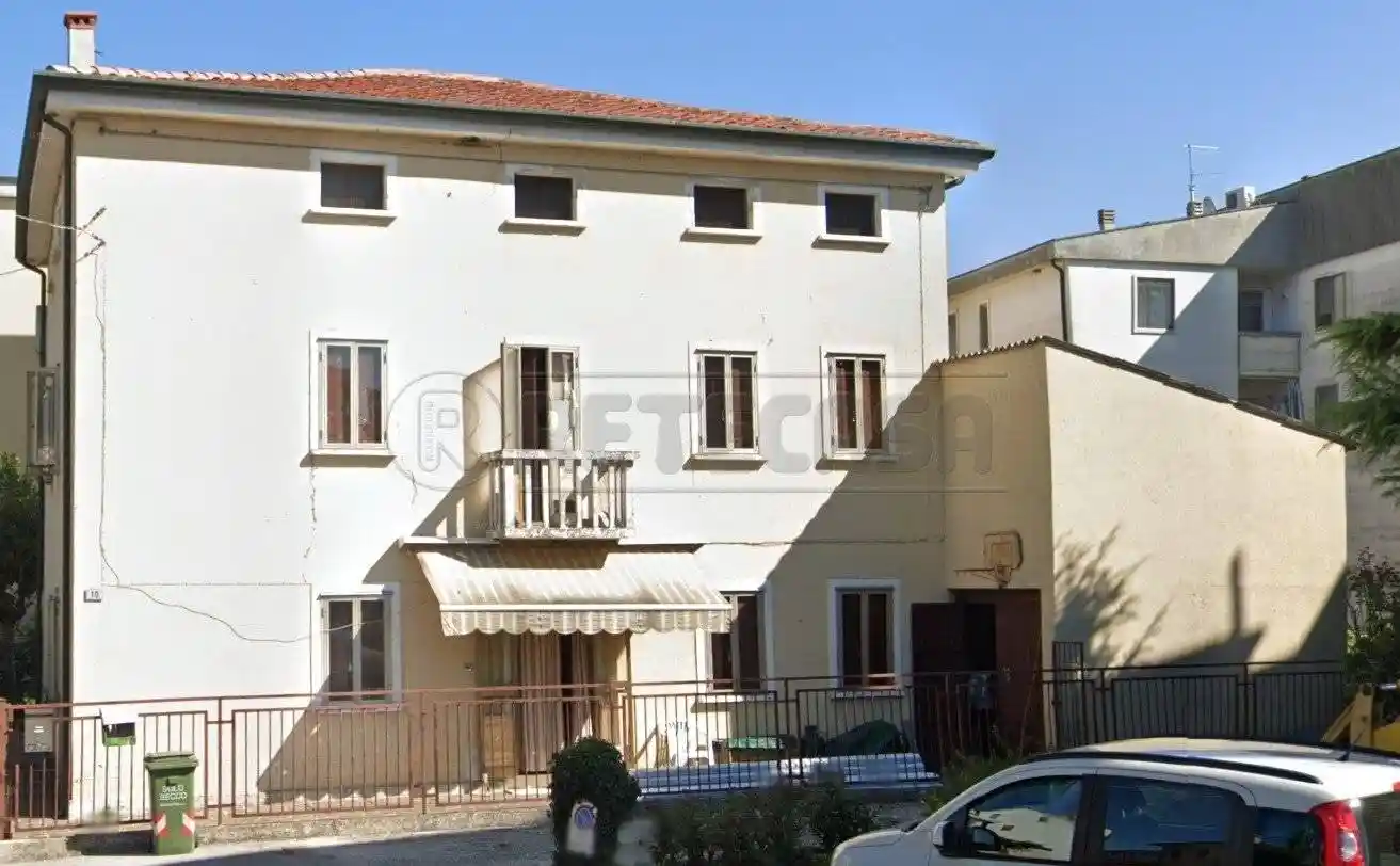 Villa in vendita a Monticello Conte Otto