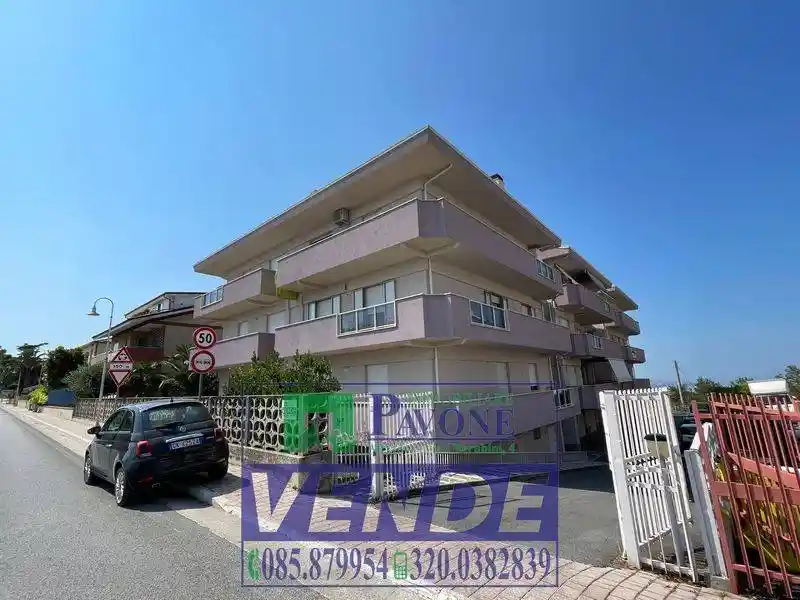 Appartamento viale Aldo Moro 17, Centro, Atri - foto 4