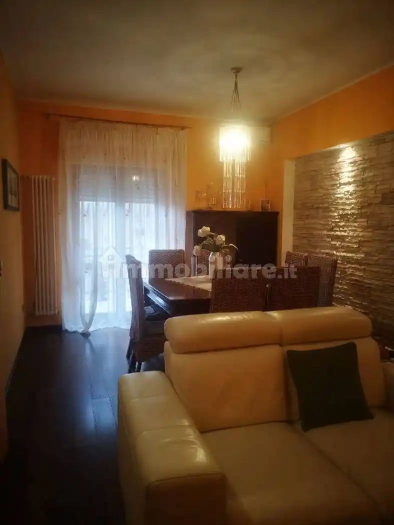 Trilocale via Sant'Agata 62, Centro, Paola - foto 2