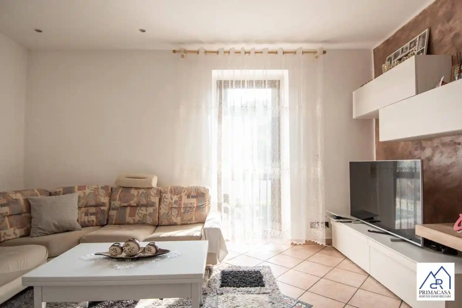 Appartamento in vendita a Cocquio-Trevisago