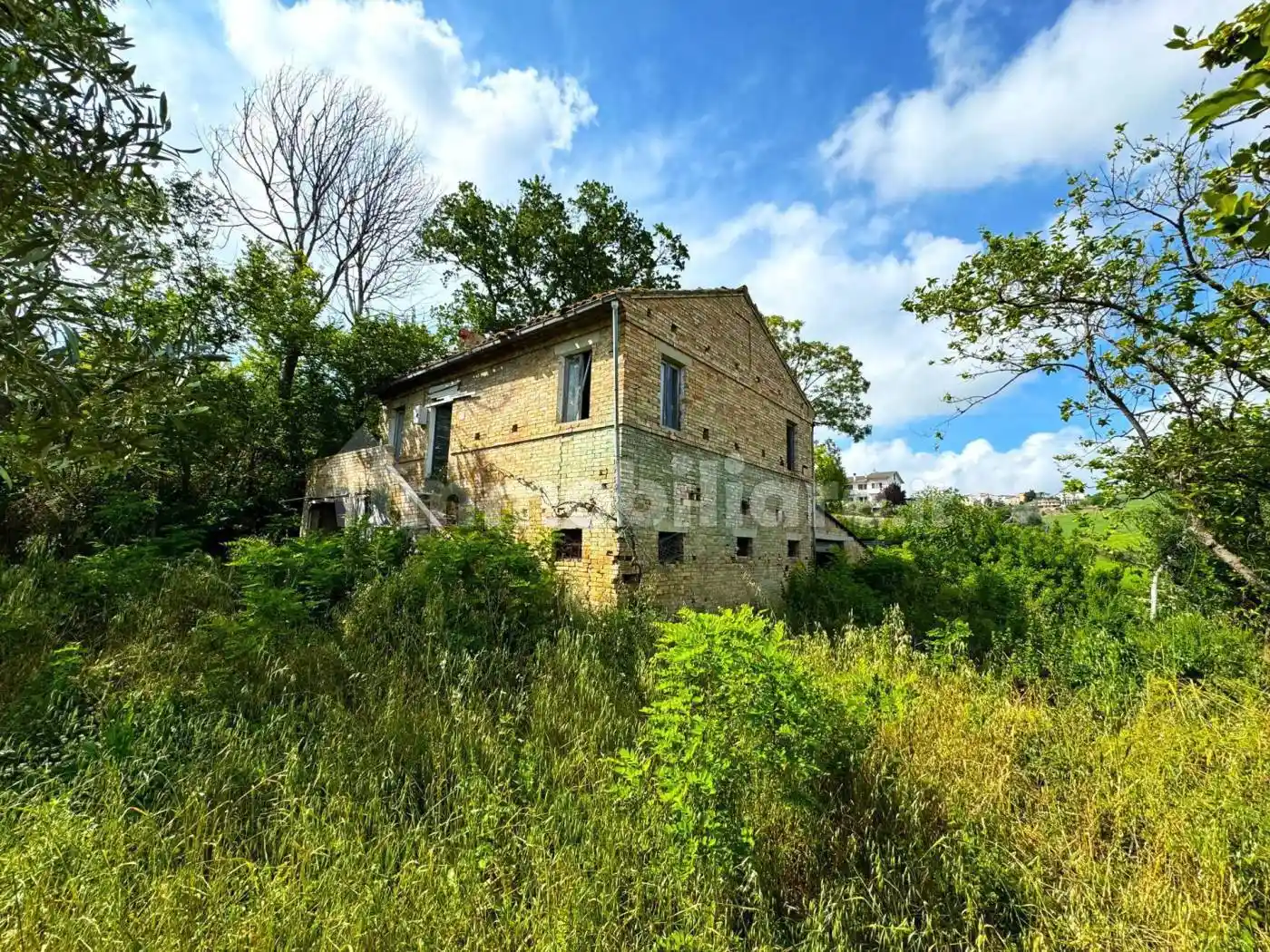 Rustico - Casale in vendita a Fermo
