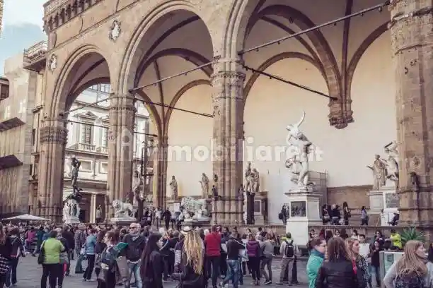 Palazzo - Edificio in vendita a Firenze