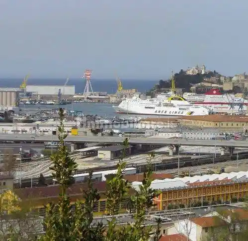 Appartamento in vendita a Ancona