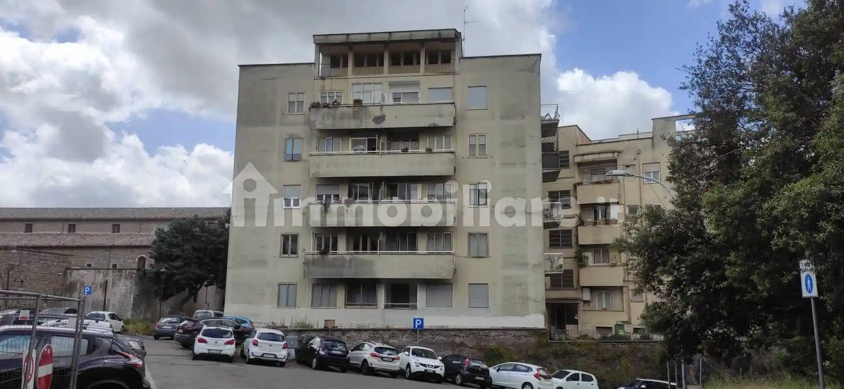 Palazzo - Edificio in vendita a Viterbo