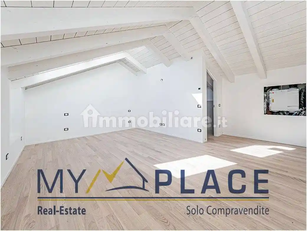 Appartamento in vendita a Lecco