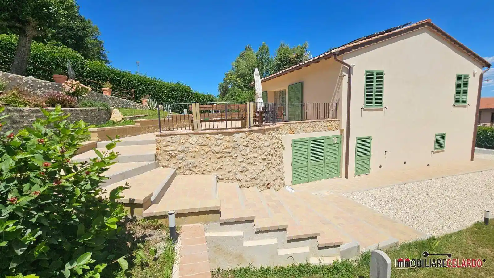 Villa in vendita a Colle di Val d'Elsa