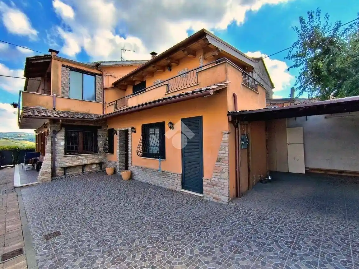 Terratetto unifamiliare corso Indipendenza, Montecchio, Vallefoglia - foto 2