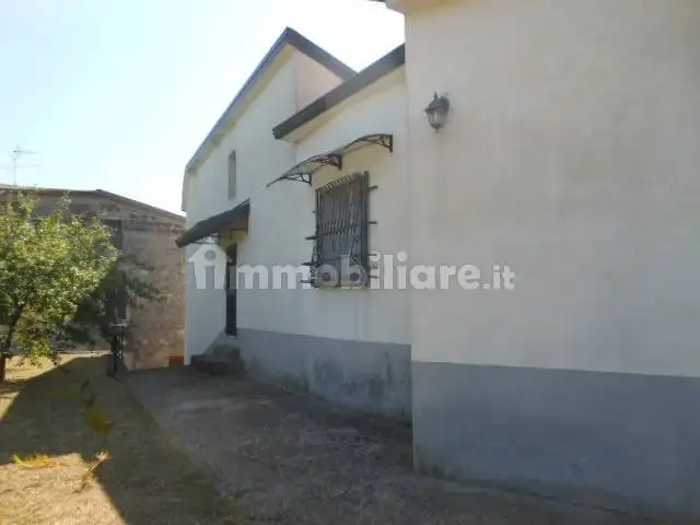 Casa indipendente in vendita a Marzano Appio
