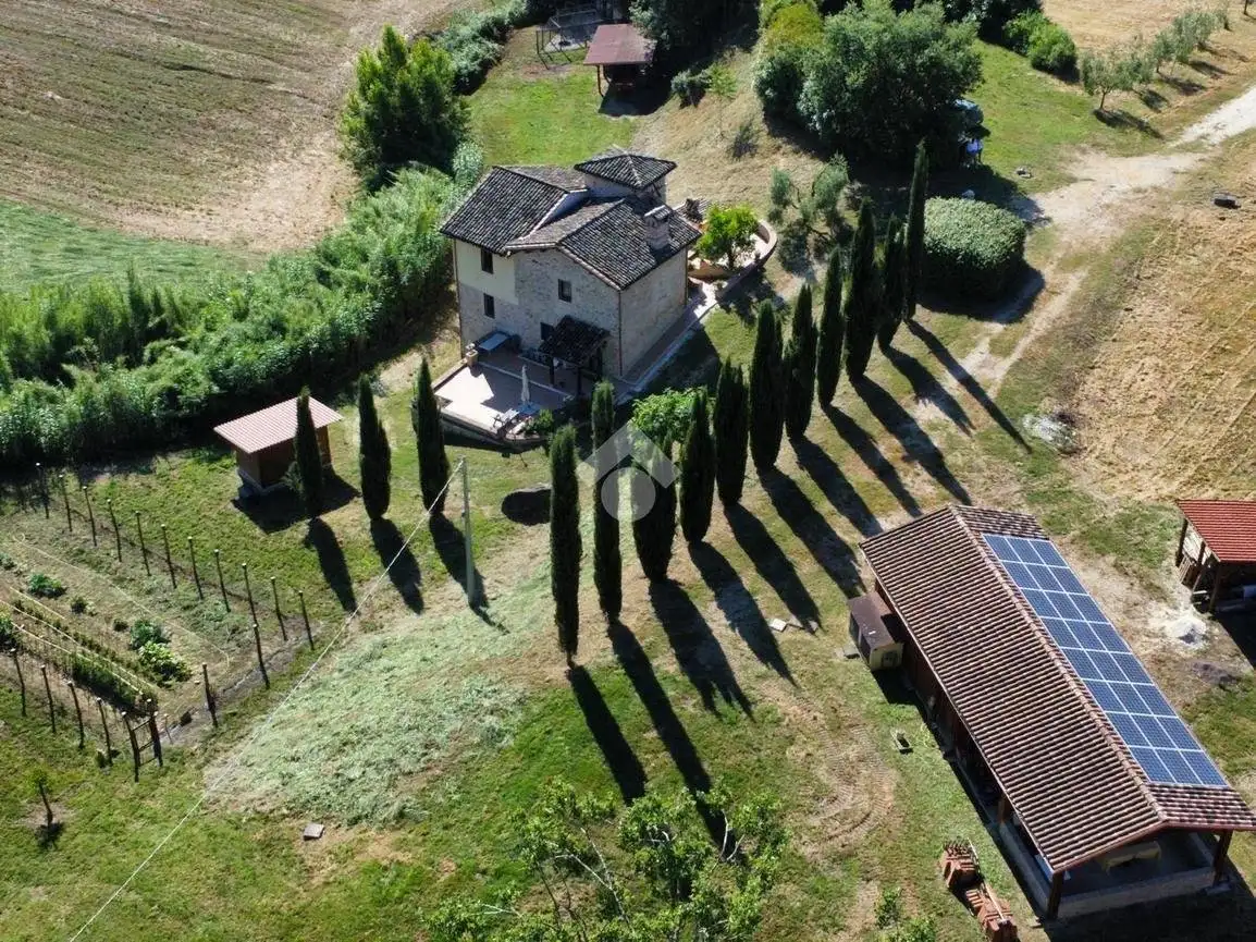 Rustico - Casale in vendita a Cantalupo in Sabina