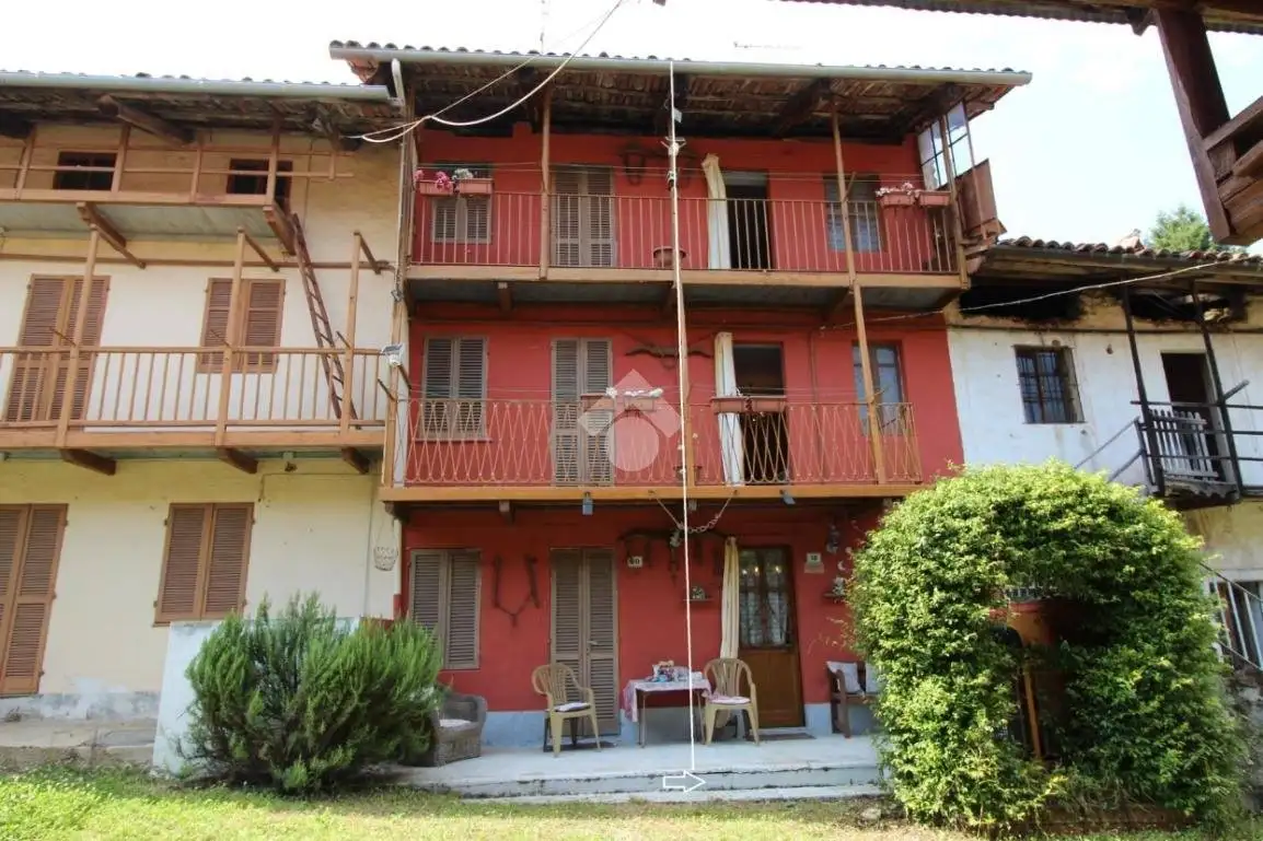 Rustico - Casale in vendita a Magnano