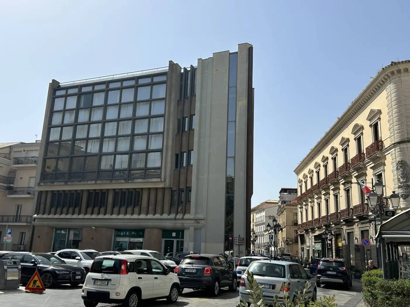 Palazzo - Edificio in vendita a Catanzaro