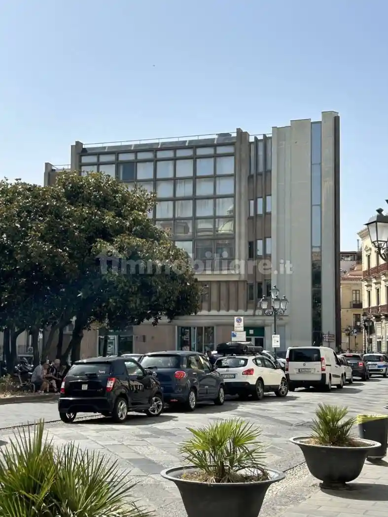 Palazzo - Edificio in Vendita - foto 3