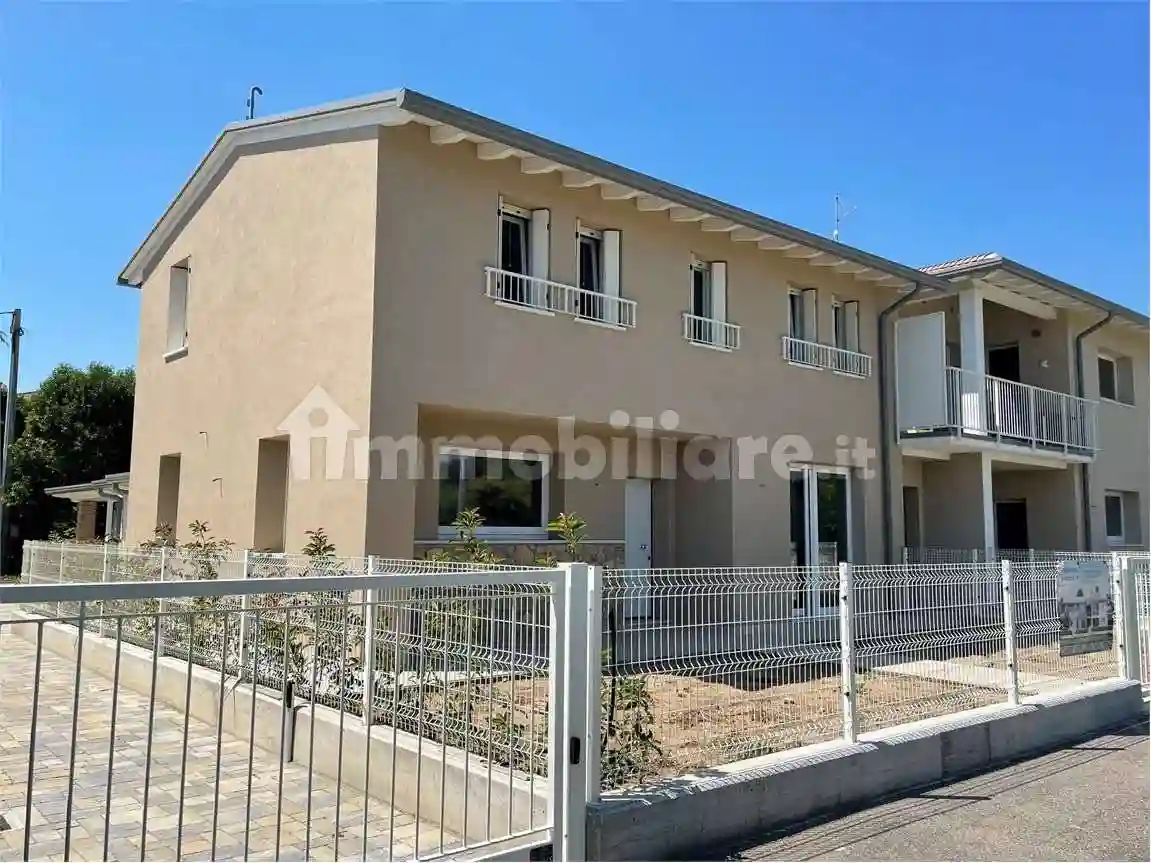 Villetta a schiera - foto 2