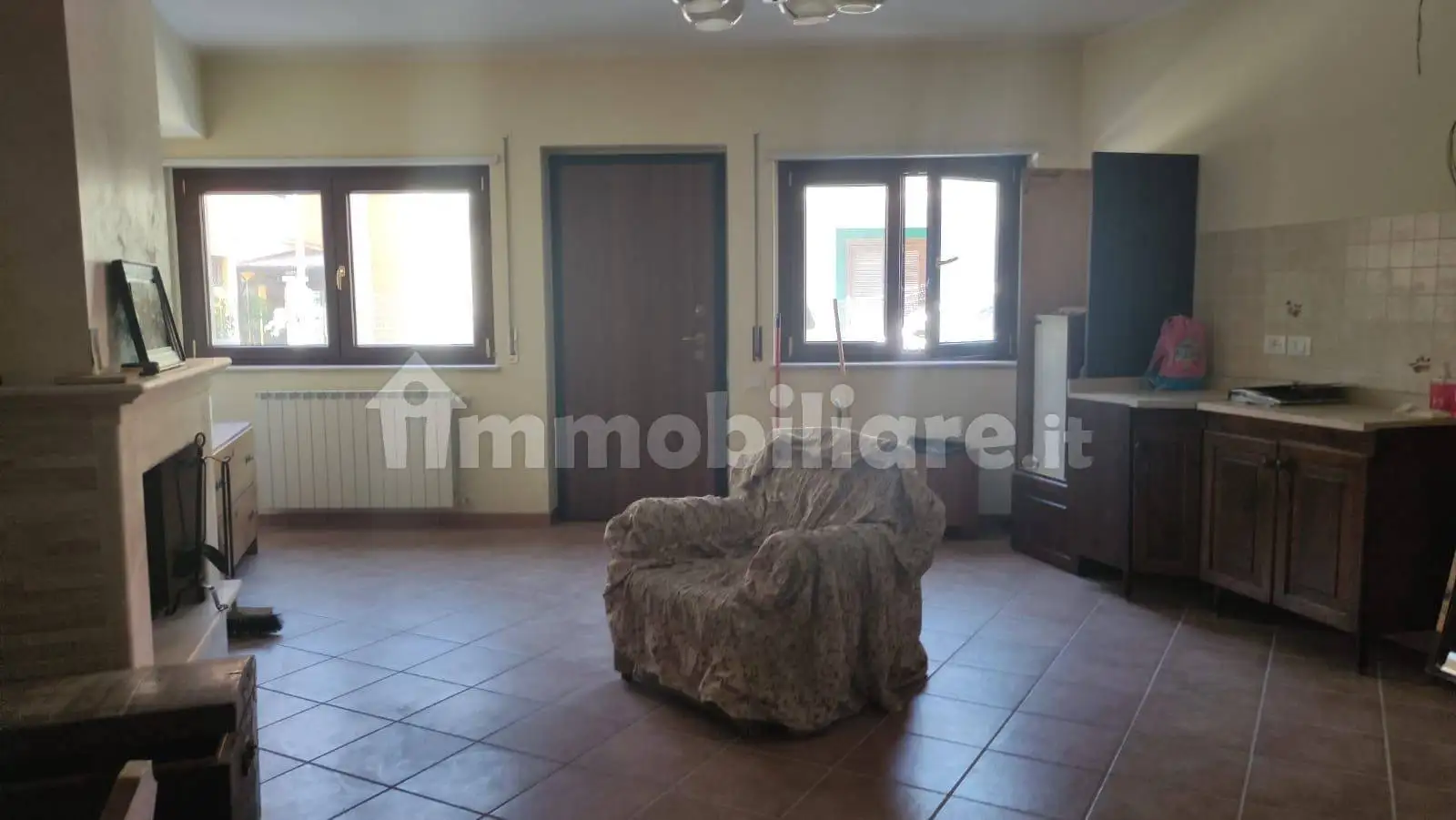 Casa indipendente in vendita a Pizzoli