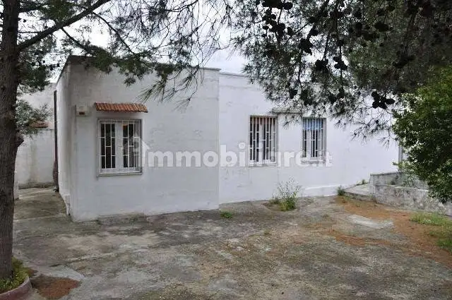 Villa in vendita a Brindisi