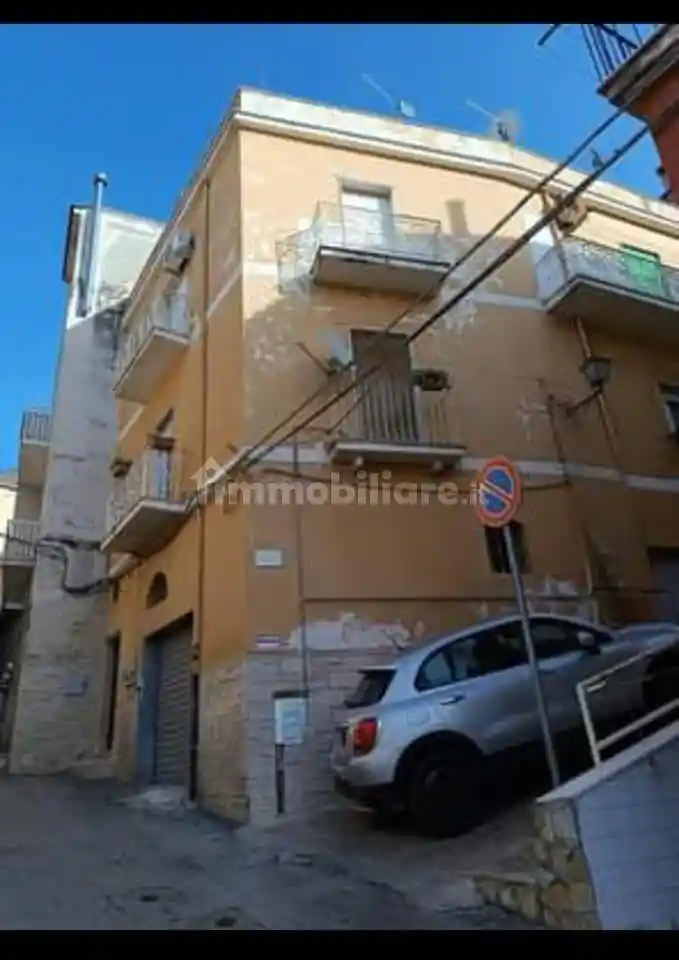 Palazzo - Edificio in vendita a Carpino