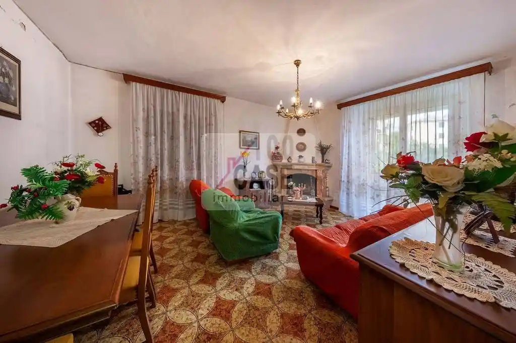 Appartamento in vendita a Abbadia San Salvatore