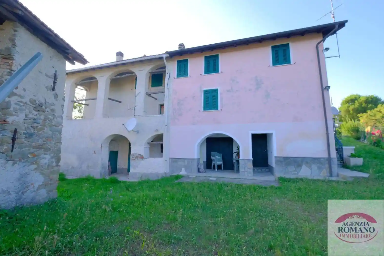 Rustico - Casale in vendita a Pareto