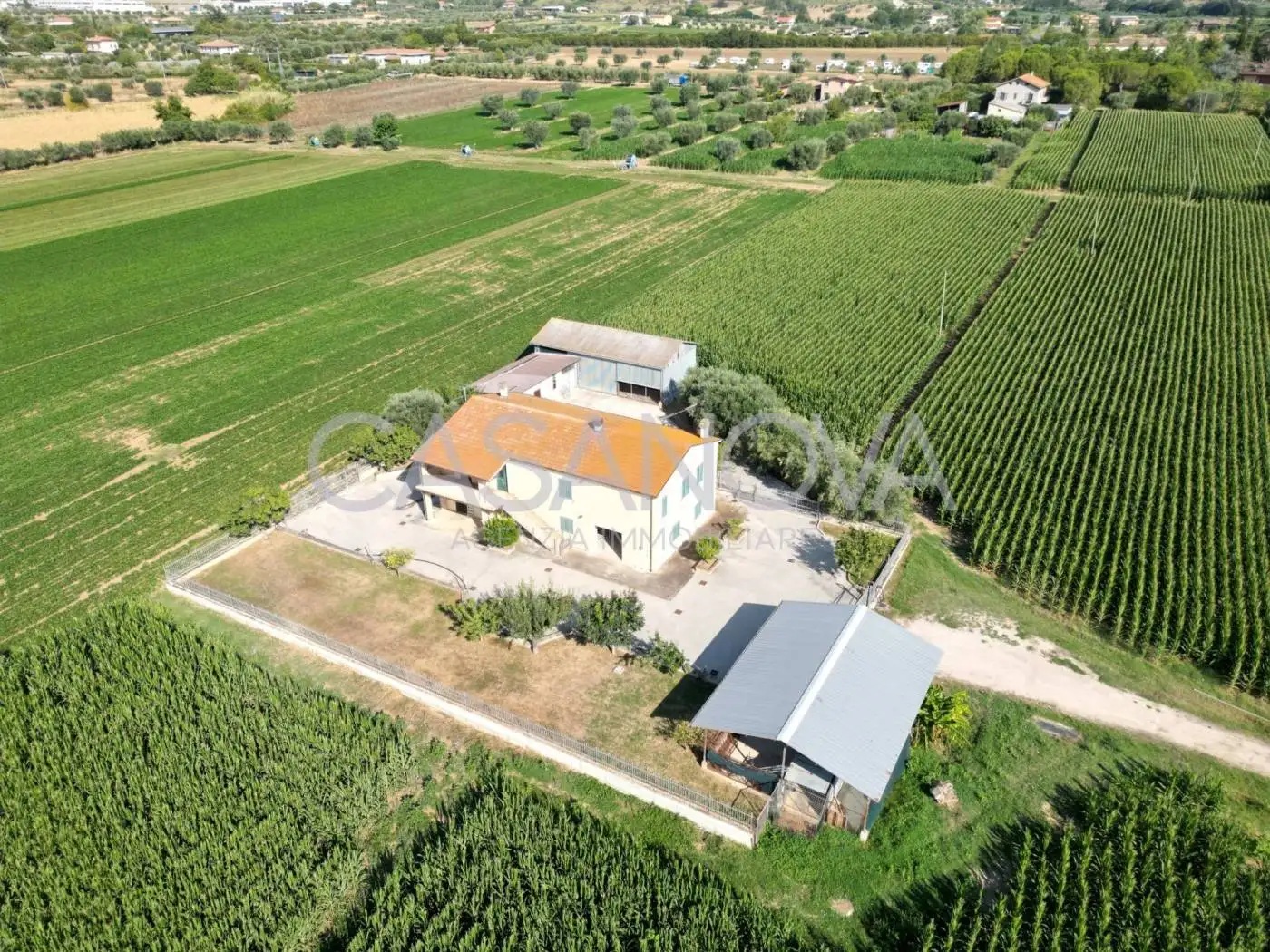 Rustico - Casale in vendita a Giulianova