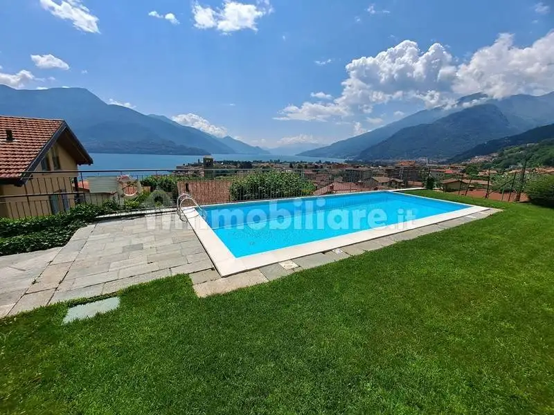 Appartamento in affitto a Domaso