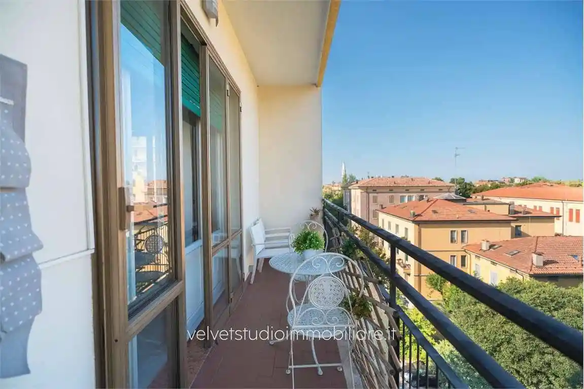 Appartamento in vendita a Modena