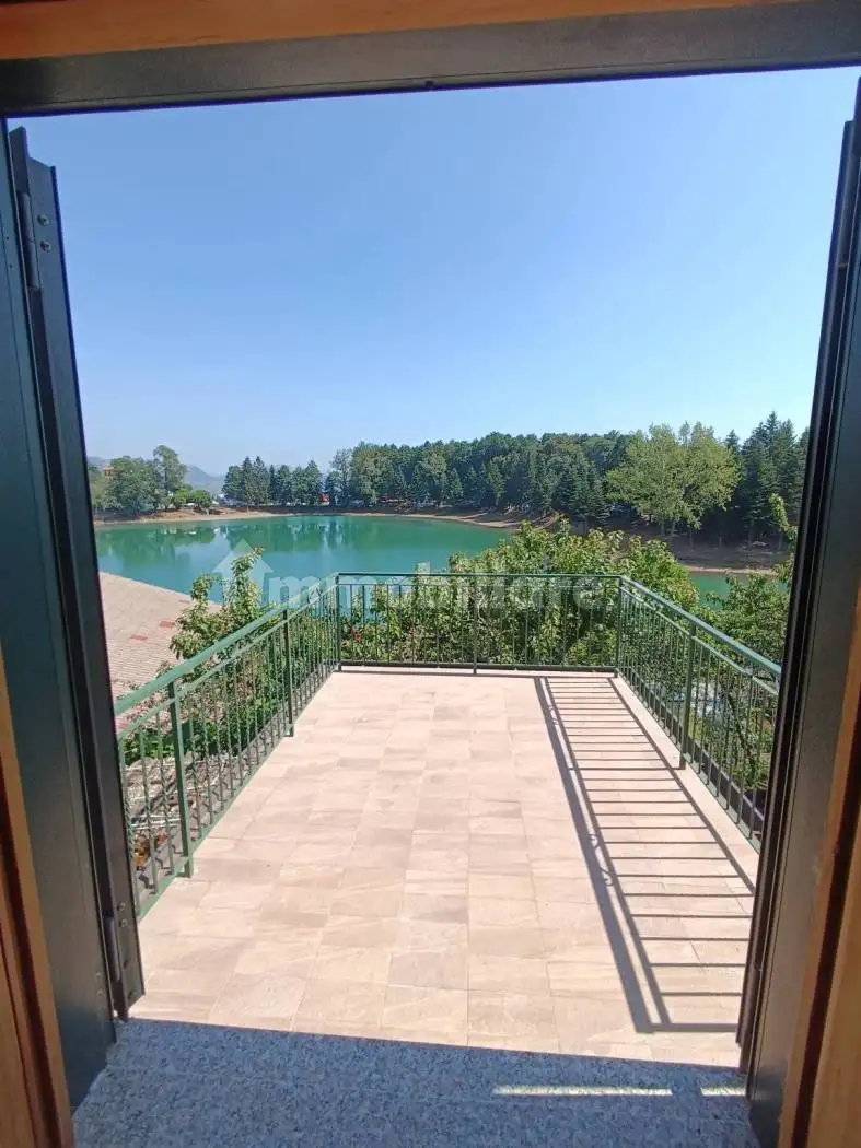 Appartamento in affitto a Nemoli