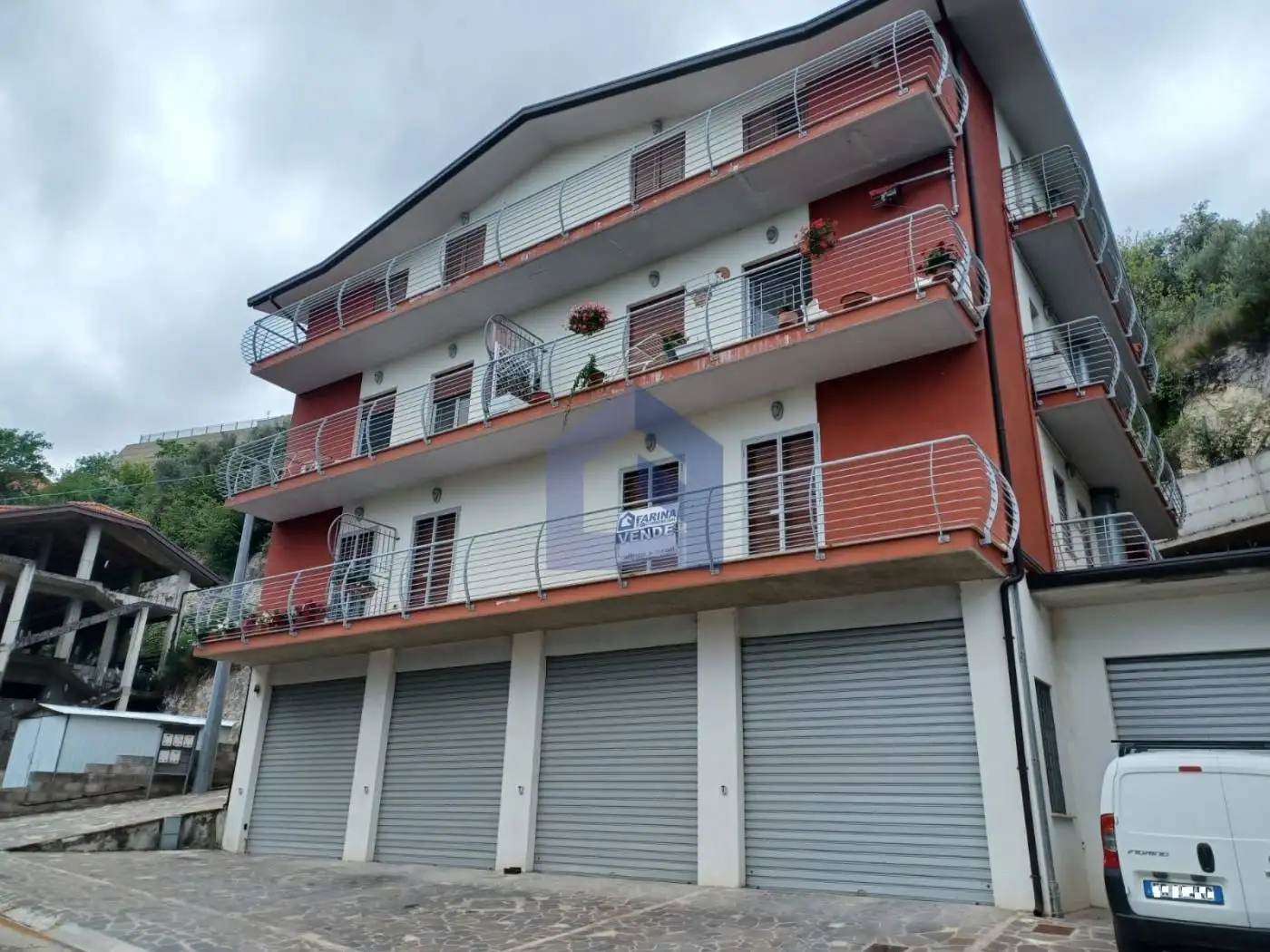 Appartamento in vendita a Archi