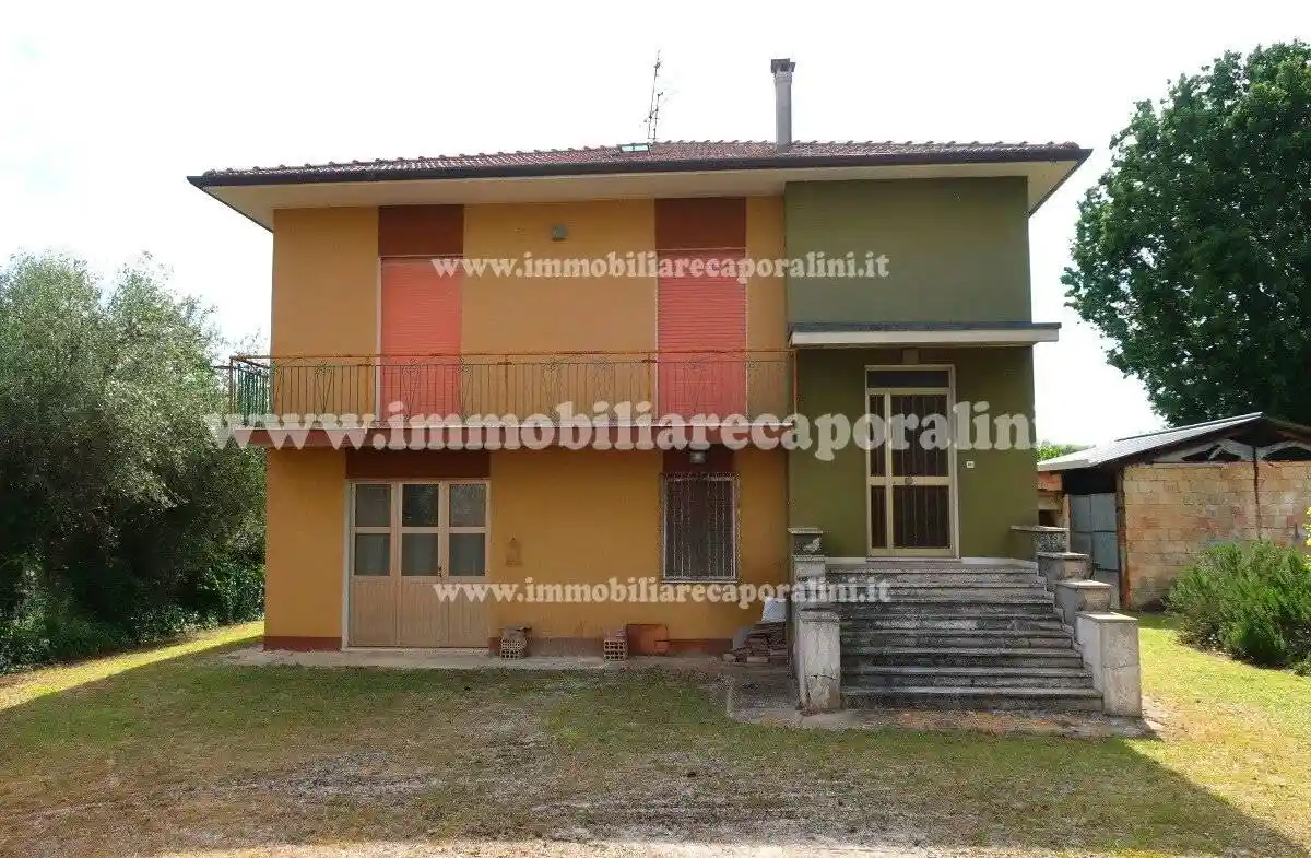 Villa in vendita a Appignano