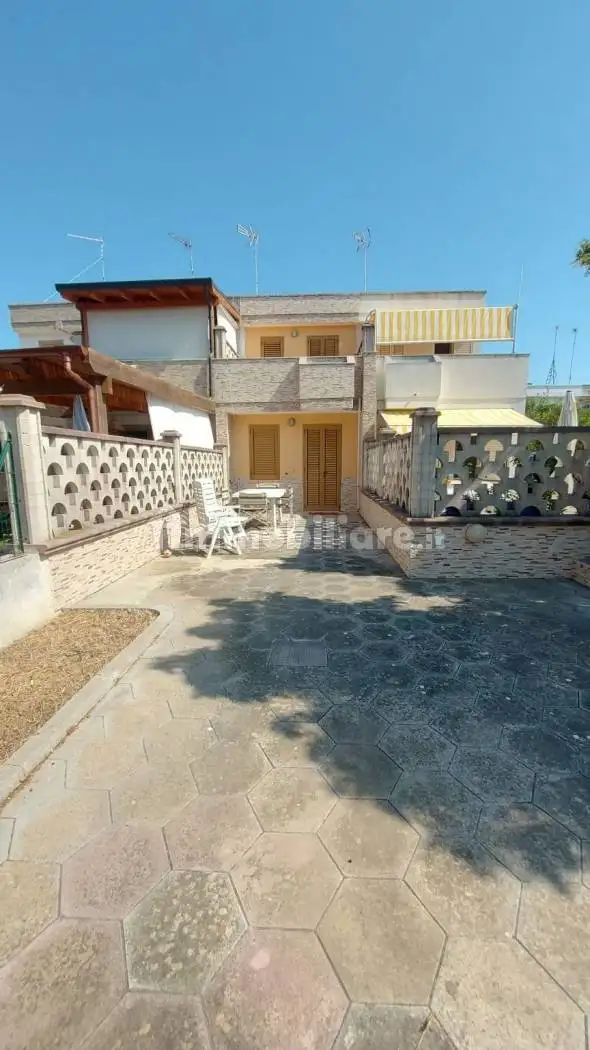 Casa indipendente in affitto a Melendugno