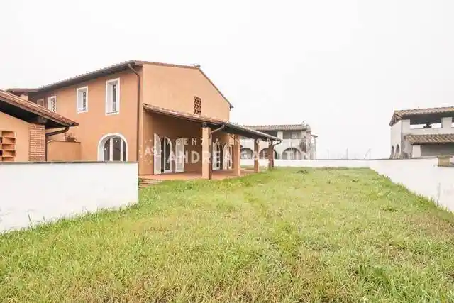 Villetta a schiera in vendita a Calcinaia