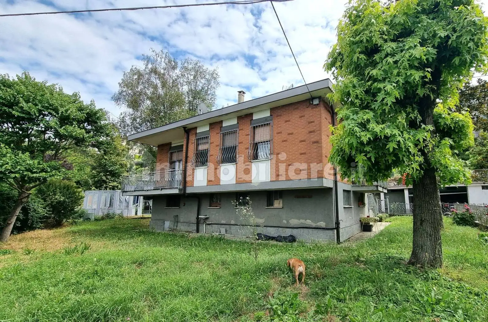 Villa in vendita a Mombercelli