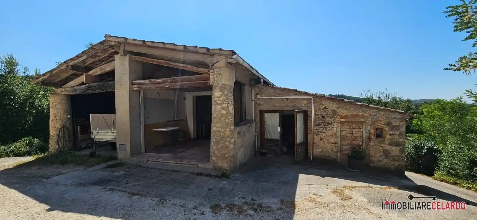 Rustico - Casale in vendita a Poggibonsi