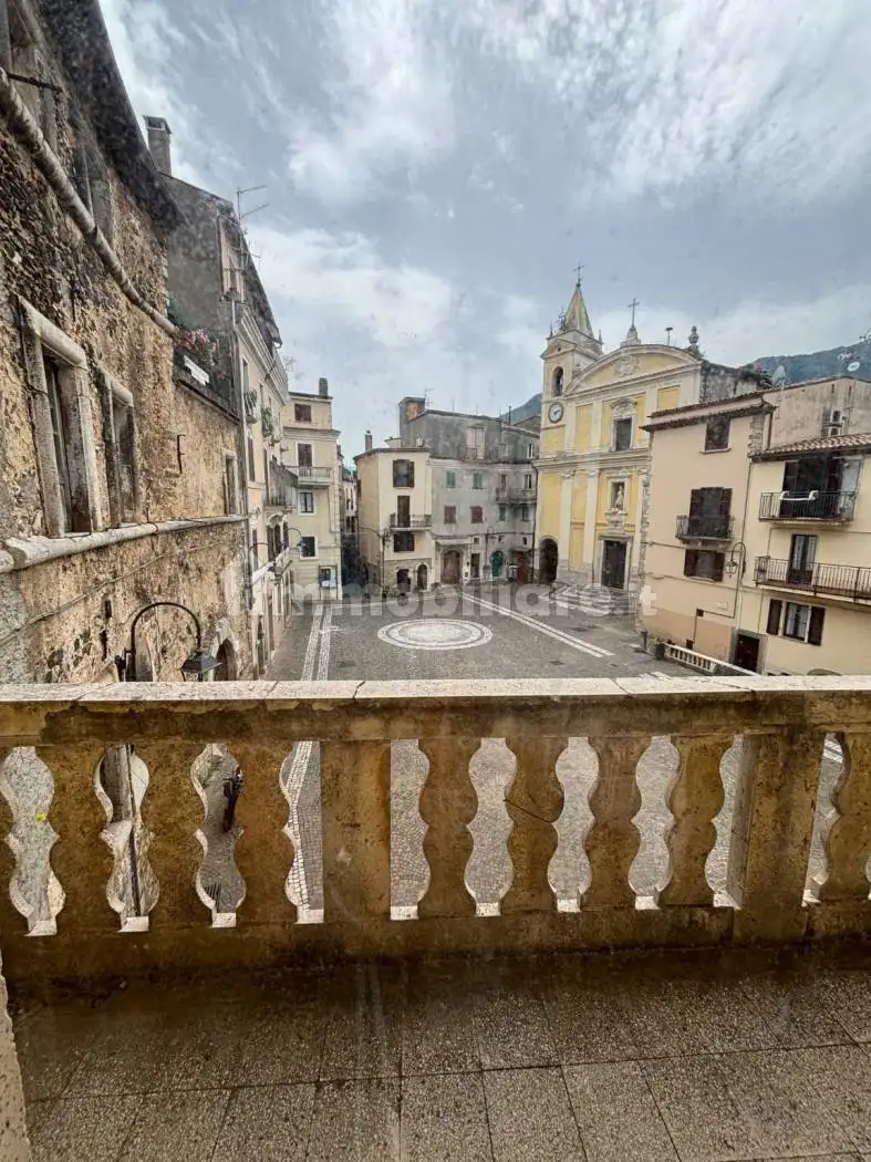 Appartamento in vendita a Vallecorsa