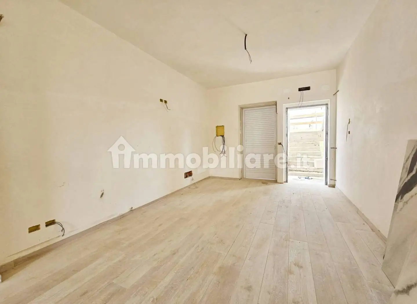 Quadrilocale via Soldato Raffaele Marziliano, Binetto - foto 3