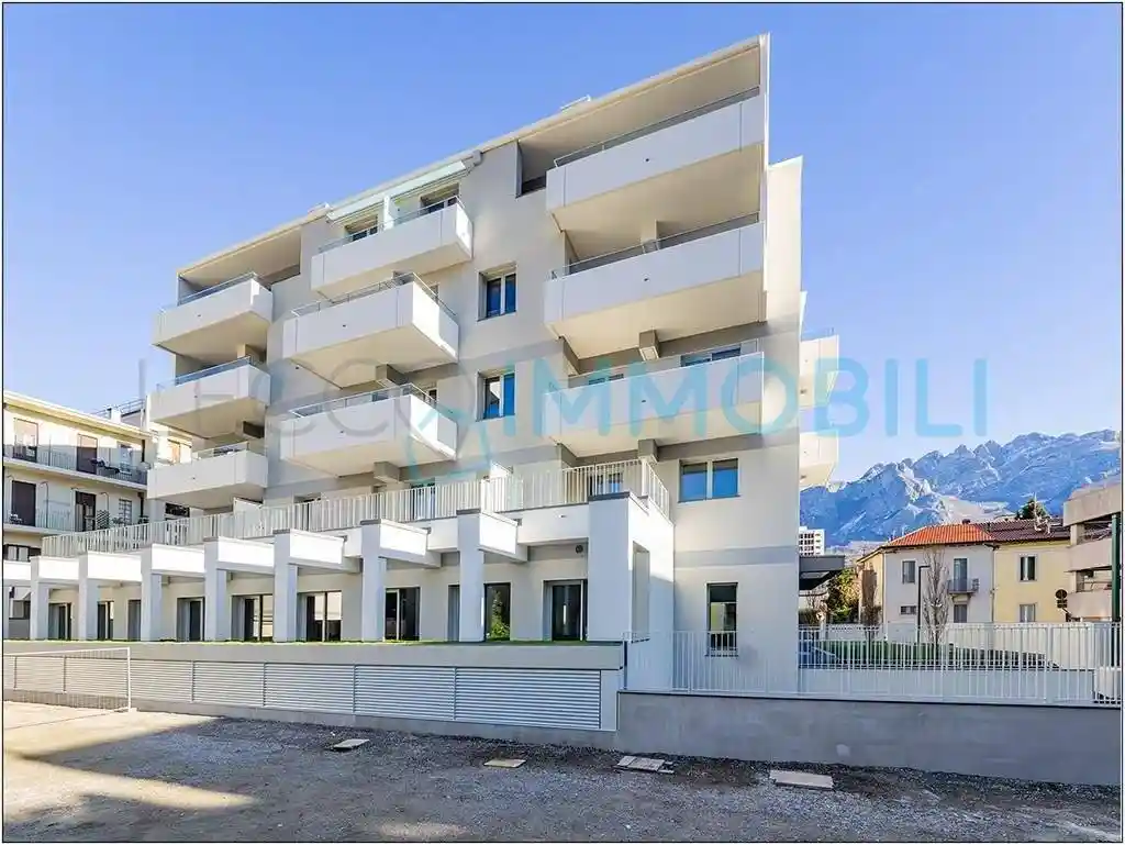 Bilocale via aspromonte 30, Centro, Lecco - foto 2