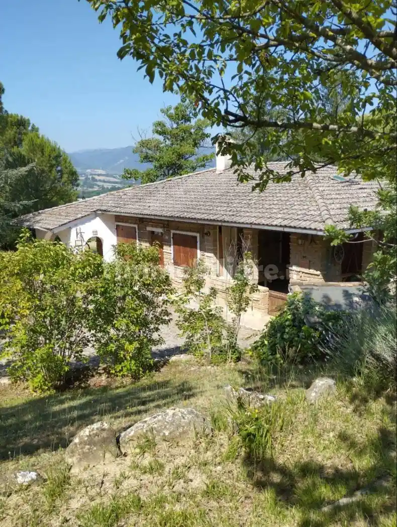 Rustico - Casale in vendita a Matelica