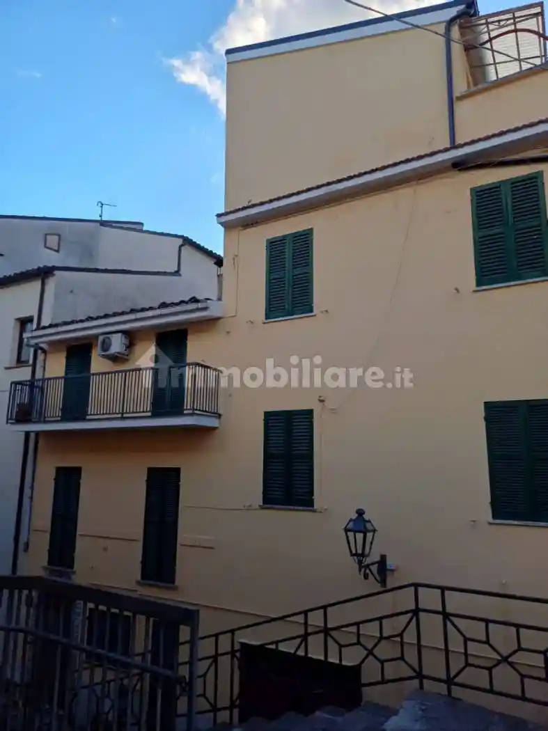 Casa indipendente in vendita a Bisenti