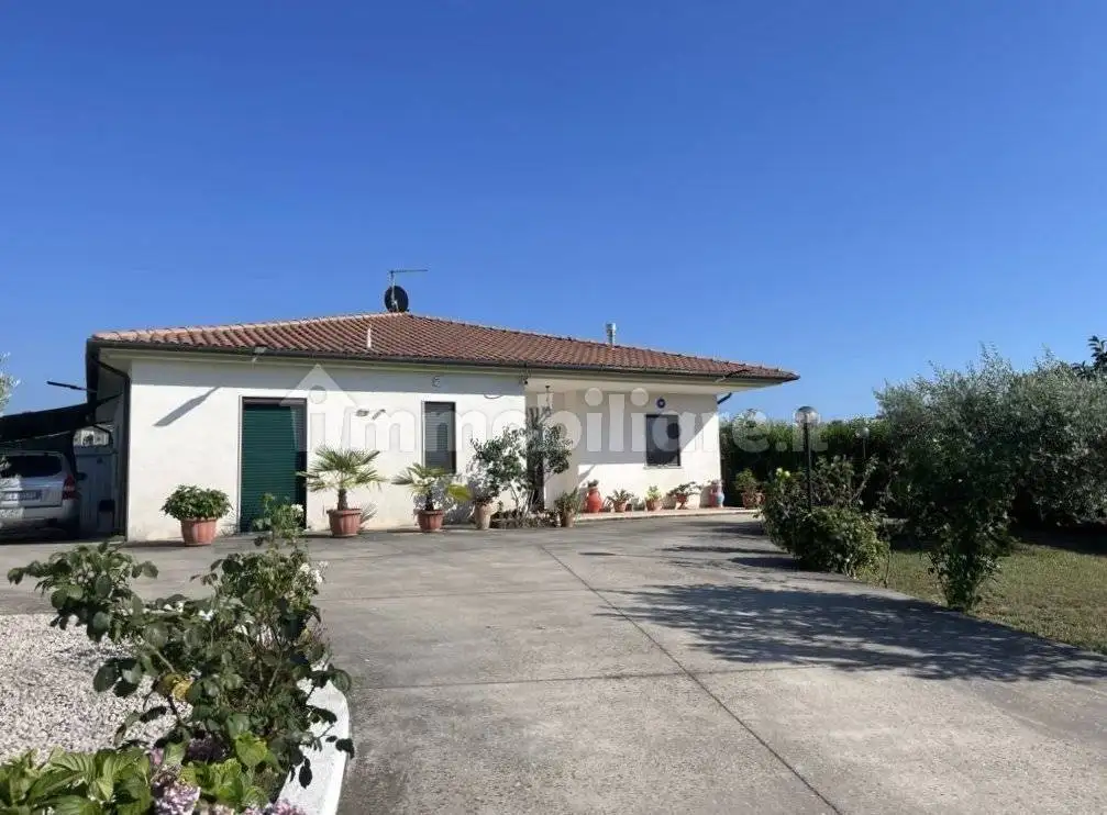 Villa in vendita a Paternopoli