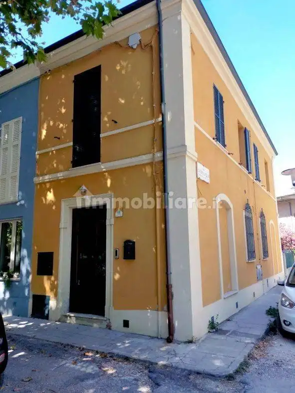 Appartamento in affitto a Fano