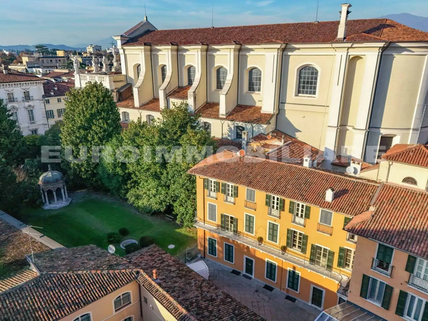 Appartamento in vendita a Brescia