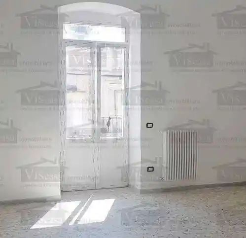 Palazzo - Edificio in vendita a Adelfia