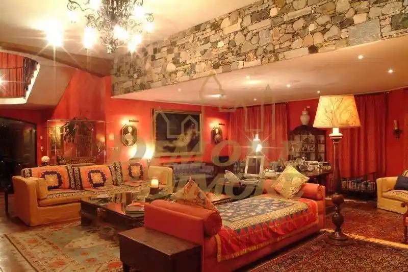 Villa in vendita a Comerio