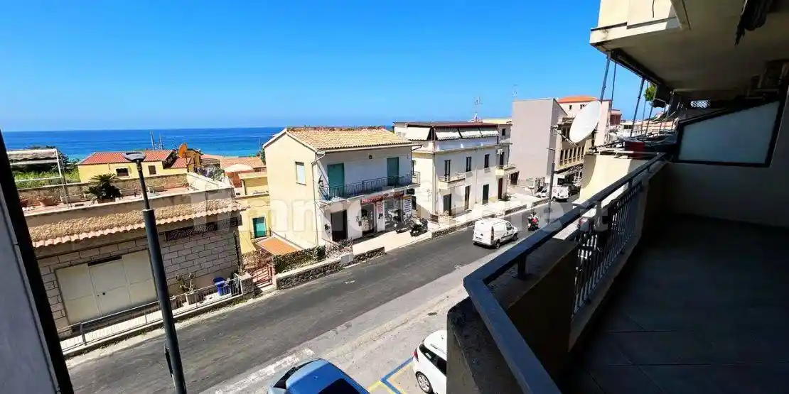 Quadrilocale viale Giovanni Grossi, Centro, Belvedere Marittimo - foto 3