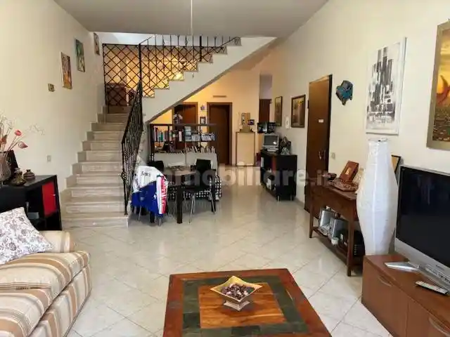 Villa bifamiliare via Nettuno, Parco Azzurro, Guidonia Montecelio - foto 5