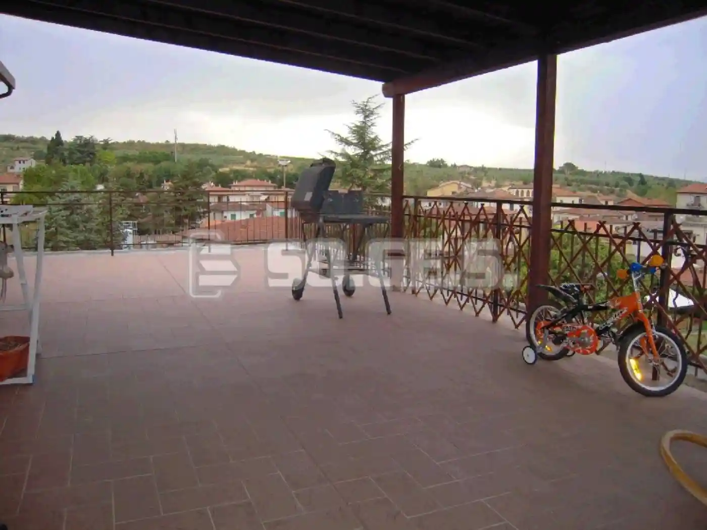 Appartamento in vendita a Bucine