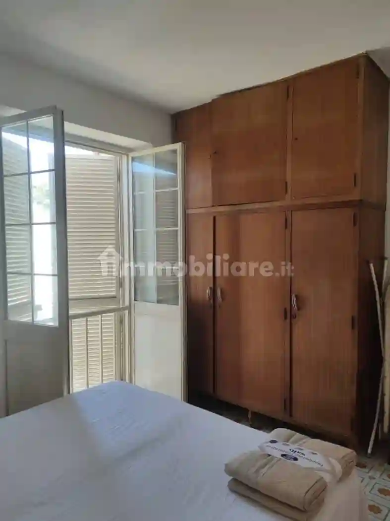 Palazzo - Edificio in Affitto - foto 4