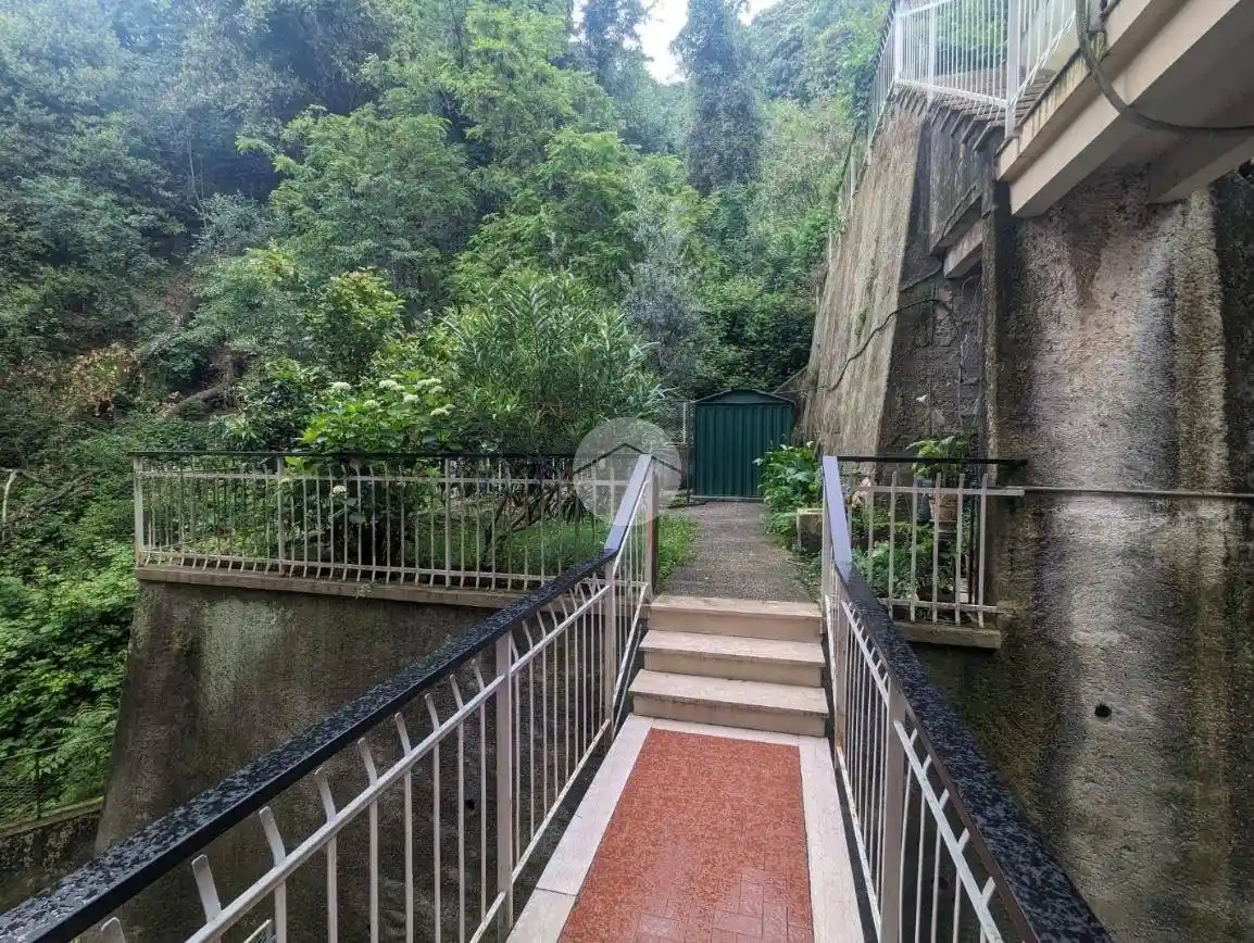 Appartamento in vendita a Genova