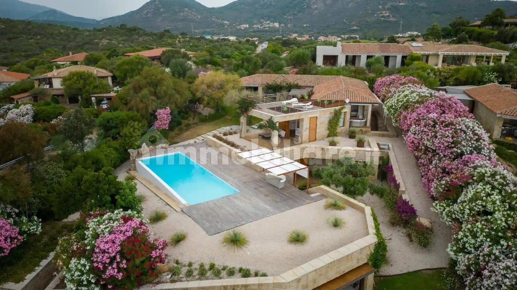 Villa in vendita a San Teodoro